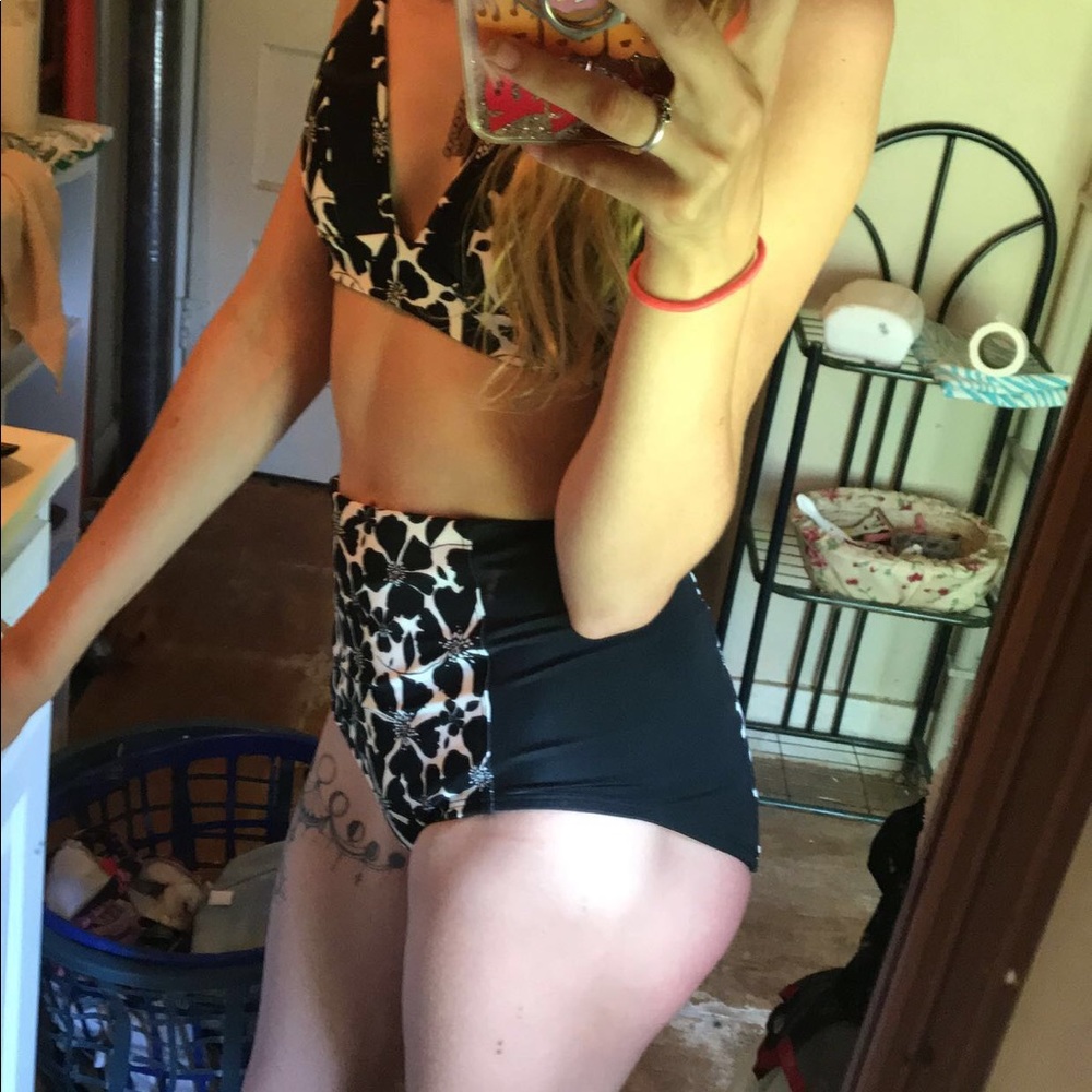 High waisted pattern Bikini